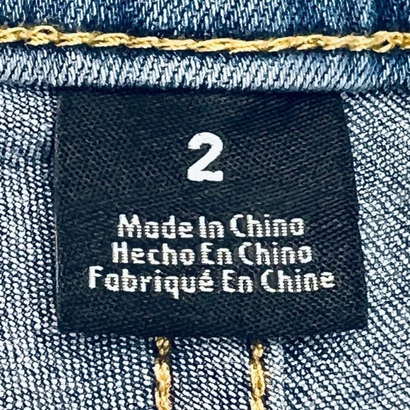 Jordache Modern Med Rise Light Wash Skinny, Stretch Denim Jeans Woman's Size 2 - Picture 12 of 15